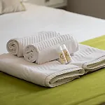 Canada Szálloda 2*