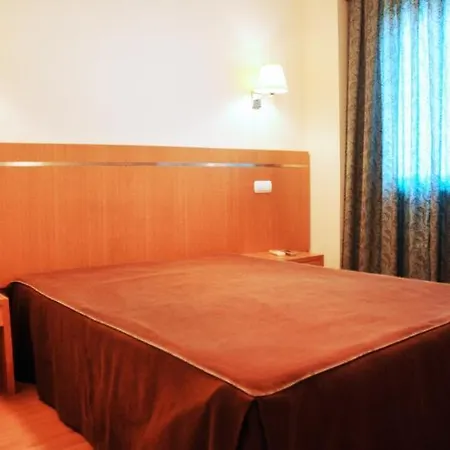 Canada Hotel