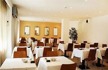 Canada Hotel