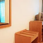 Canada Hotel 2*